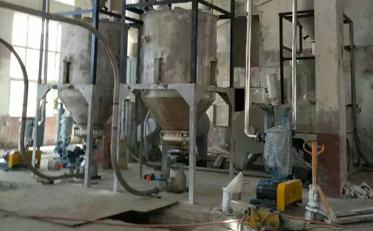 罗茨鼓草莓视频黄版APP下载